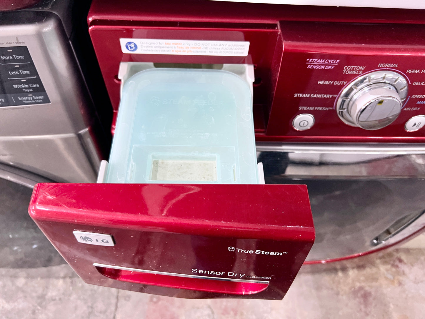 27 Inch LG Steam Dryer RED  DLGX3002R Front Load Gas Dryer Machine 7.4 cu. ft., Steam Fresh , Steam Sanitary , Wild Cherry , 444187