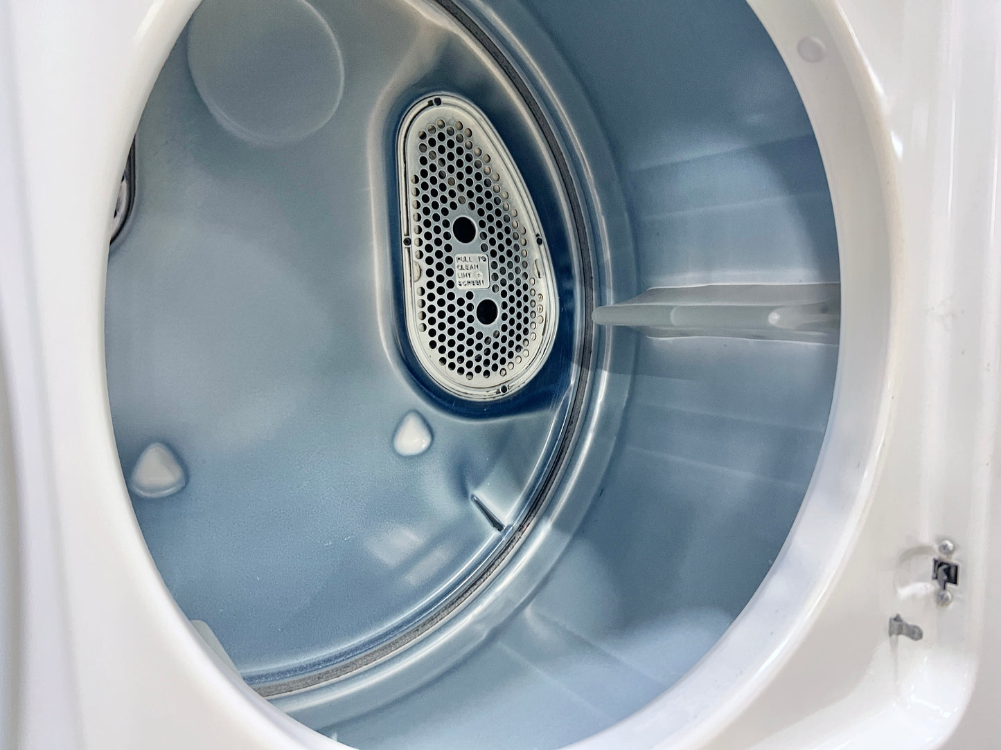 24 Inch Whirlpool  Laundry Center Stackable Washer Dryer LTE5243DQ Thin Twin Electric Electric 220V 240V ,, White , 444139