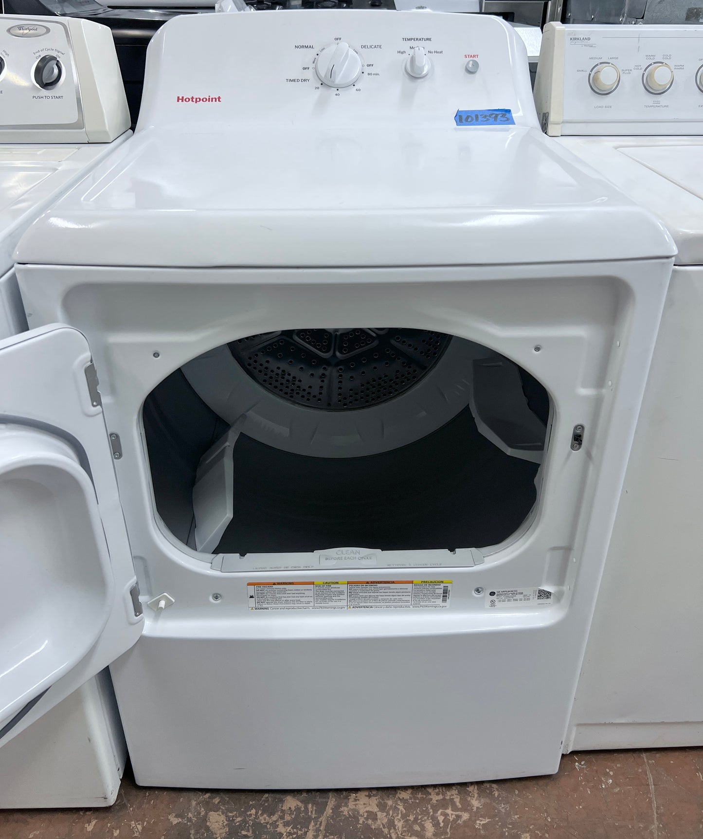 27 Inch Hotpoint  HTX26EASWWW Front Load Electric Dryer 6.2 cu ft, Auto Dry, Powerful Venting, Large Diffuser, Aluminized Drum, Removable Upfront Lint Filter and Reversible Dryer Door , New Open Box , 101393