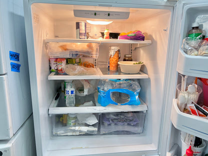 33 Inch GE GDSC3KCYCWW Bottom Freezer Refrigerator with Ice Maker , In White , 101351