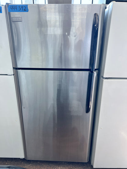 30 inch Frigidaire  FFTR1814QS Top Freezer Refrigerator, ADA Compliant, Humidity Controlled Crisper Drawers, Sliding Wire Shelves, Reversible Door 18.0 cu. ft. Capacity, Stainless Steel , 444392