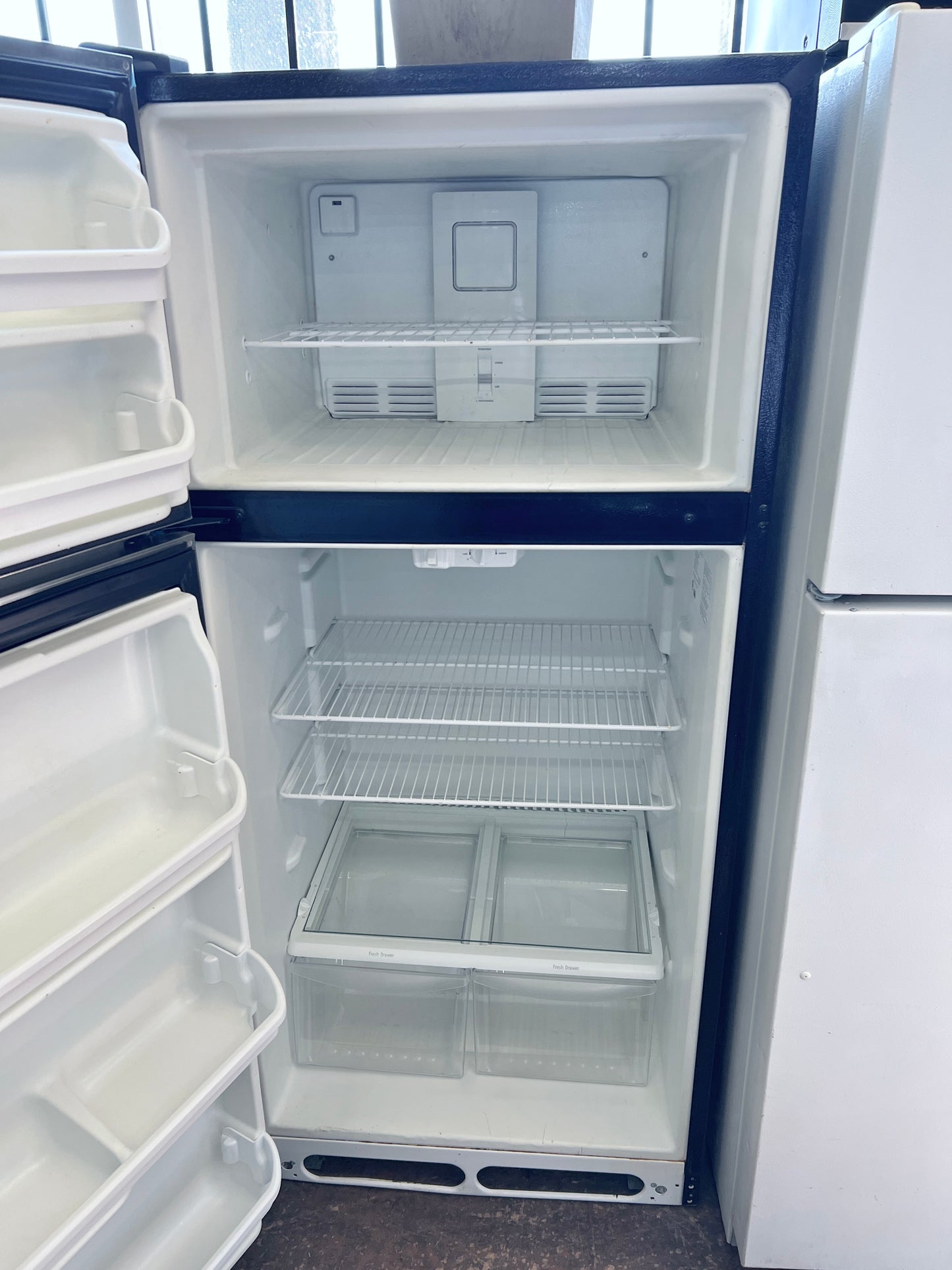 30 inch Frigidaire  FFTR1814QS Top Freezer Refrigerator, ADA Compliant, Humidity Controlled Crisper Drawers, Sliding Wire Shelves, Reversible Door 18.0 cu. ft. Capacity, Stainless Steel , 444392