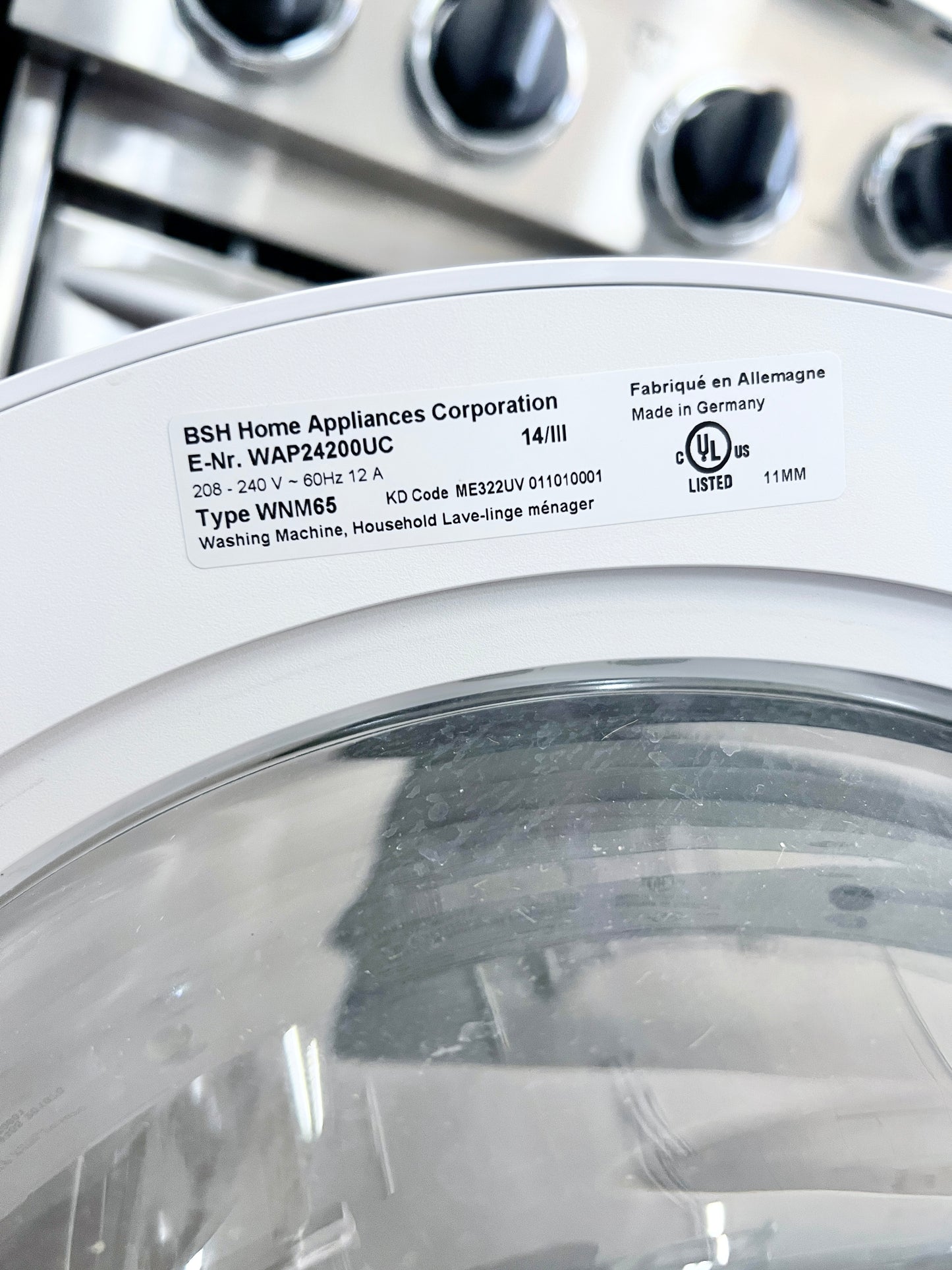 24 Inch Bosch Ascenta Series  WAP24200UC Front Load Compact Washer 2.2 cu. ft., Raindrop Structured Stainless Steel Drum, Anti Vibration Circular Side Walls, 30 Min. Quick Wash , White Door , 444394