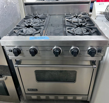 30 Inch Viking Professional 4 Burner Gas Range with Convection Oven , Heavy Duty Grates , Stainless Steel , 444396
