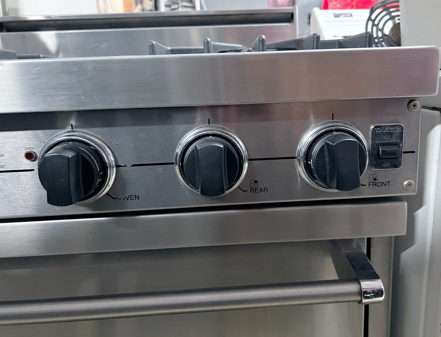 30 Inch Viking Professional 4 Burner Gas Range with Convection Oven , Heavy Duty Grates , Stainless Steel , 444396