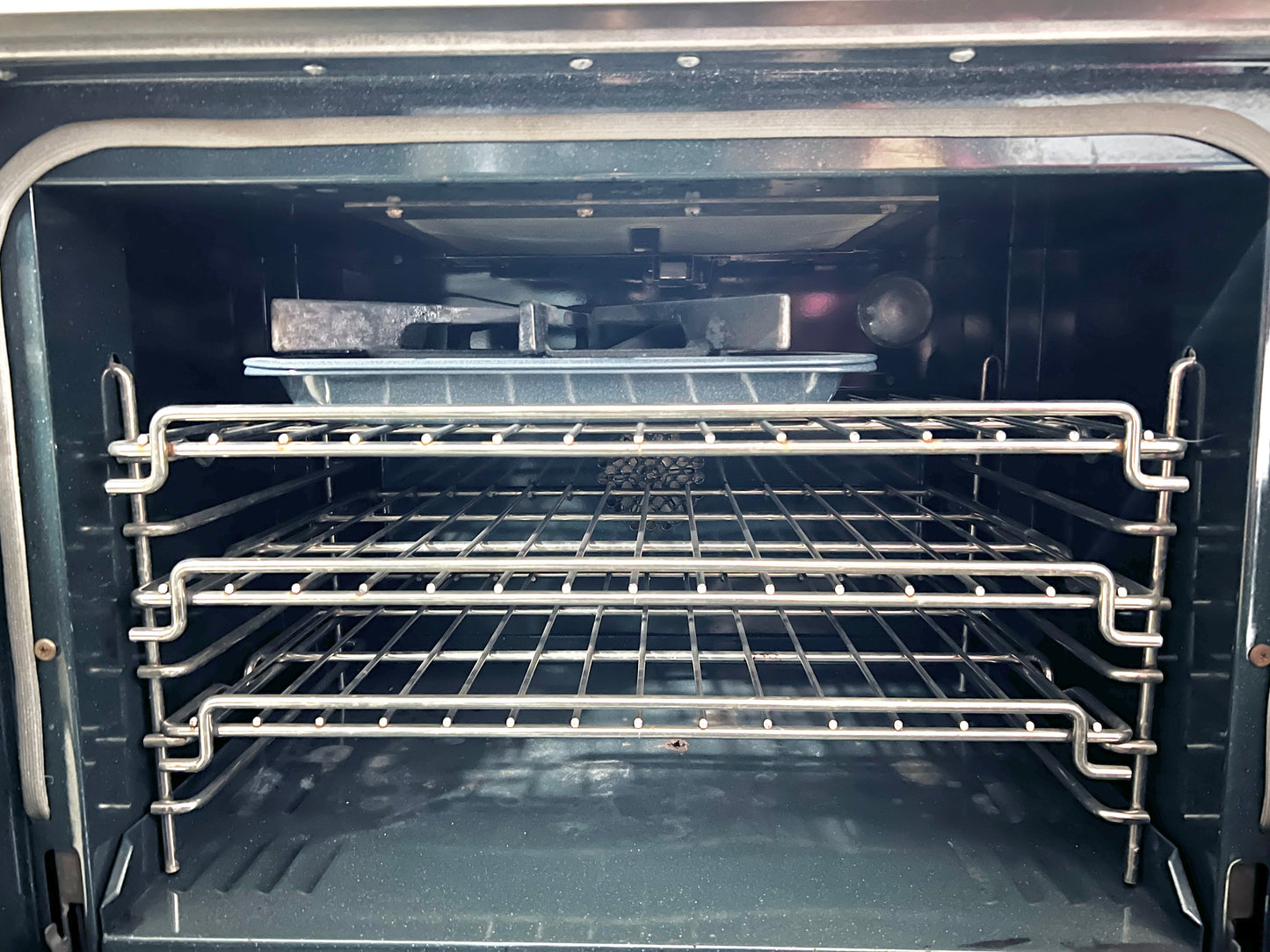 30 Inch Viking Professional 4 Burner Gas Range with Convection Oven , Heavy Duty Grates , Stainless Steel , 444396