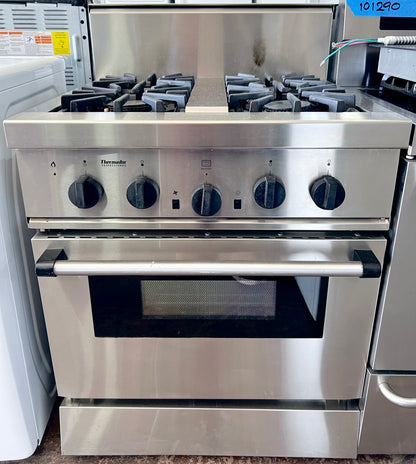 30 Inch Thermador Professional 4 Burner Gas Range , Heavy Grates ,  Convection Oven , Stainless Steel 444194