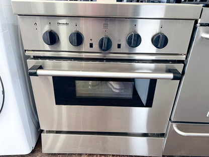 30 Inch Thermador Professional 4 Burner Gas Range , Heavy Grates ,  Convection Oven , Stainless Steel 444194