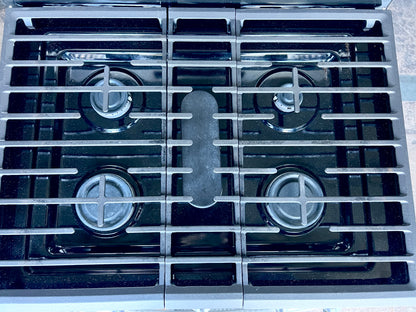 30 Inch Whirlpool  WFG525S0JS  Gas Range 5 Sealed Burners, 5 cu ft Oven, Continuous Grates, Self-Cleaning, Center Oval Burner, Frozen Bake, Stainless Steel ,  Closed Door Broiling, Control Lock , 444399