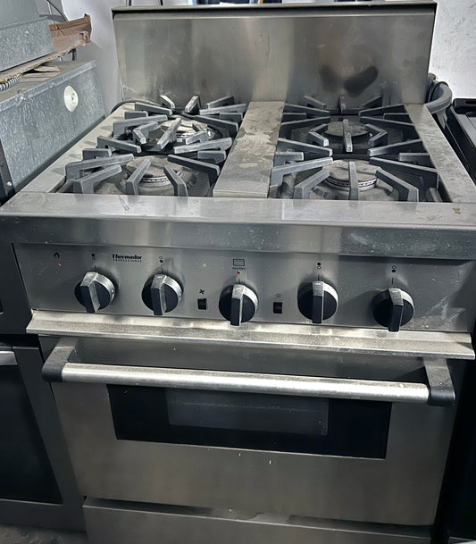30 Inch Thermador Professional 4 Burner Gas Range Convection Oven , Stainless Steel , 444401444401