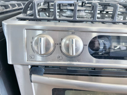 30 Inch Bosch 700 Series  HDI7282U Slide in Dual Fuel Range , 4 Sealed Burners, 4.6 cu. ft. European Convection Oven, Hidden Bake Element, Self Clean, Temperature Probe , Warming Drawer , 444405