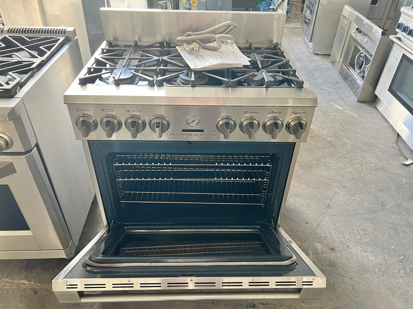 Kenmore Pro 36 Inch Dual Fuel Gas Range, 6 Sealed Burners , Convection Oven, in Stainless Steel