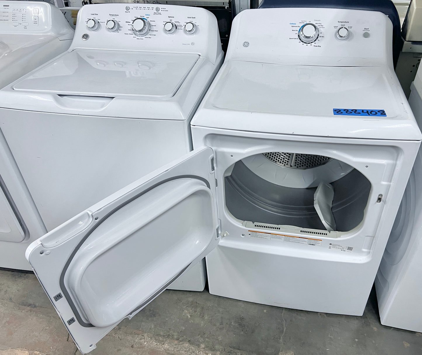 27 Inch GE Top Load Washer and Electric Front Load Dryer , White , GTW460ASJ0WW , GTX33EASK0WW, 444416 and 888408