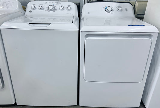 27 Inch GE Top Load Washer and Electric Front Load Dryer , White , GTW460ASJ0WW , GTX33EASK0WW, 444416 and 888408