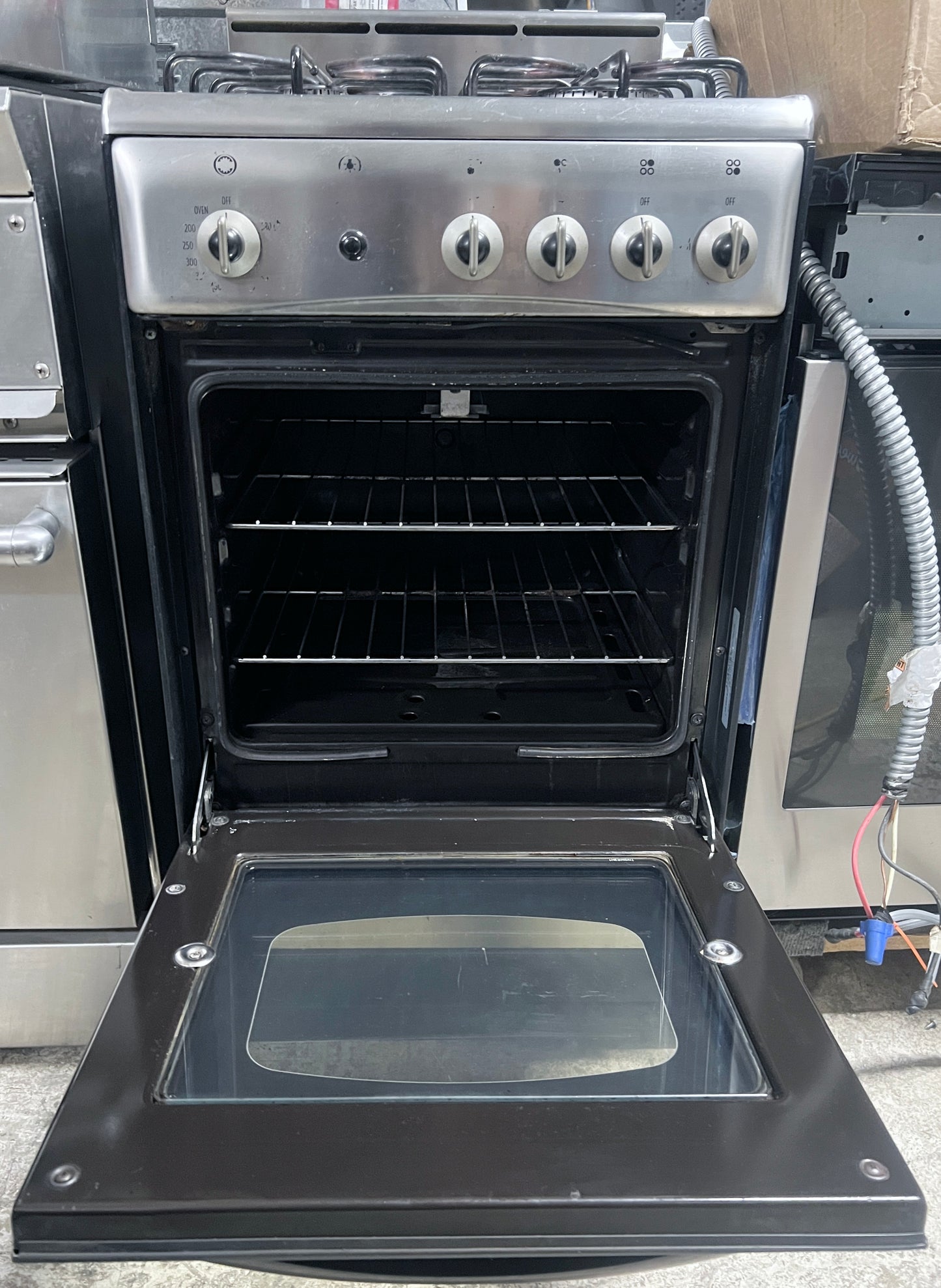 20 Inch Avanti Compact Gas Range , 4 Burner , Oven , Stainless Steel Bake Broil , Natural Gas, 131308