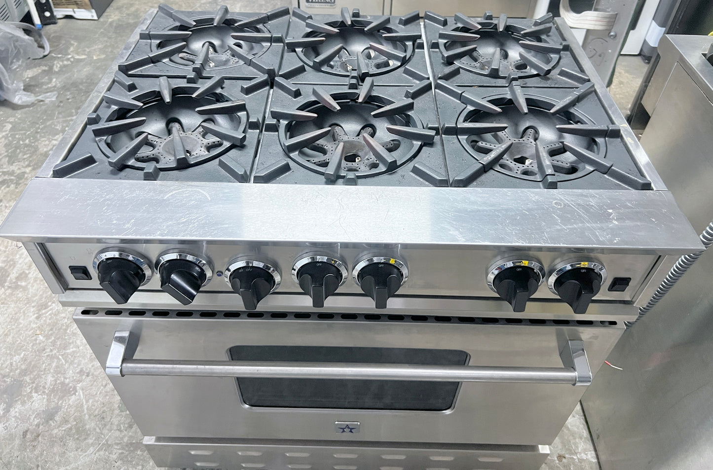 36 Inch BlueStar 6 Burner All Gas Range , Convection Oven , Stainless Steel , 444425