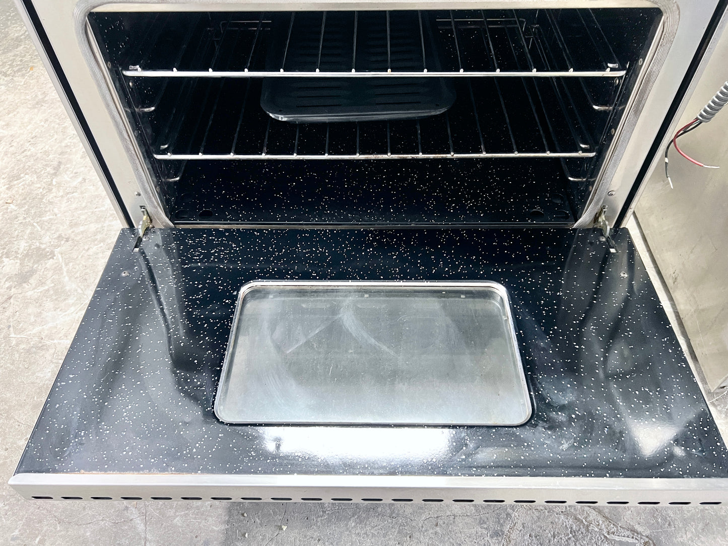 36 Inch BlueStar 6 Burner All Gas Range , Convection Oven , Stainless Steel , 444425