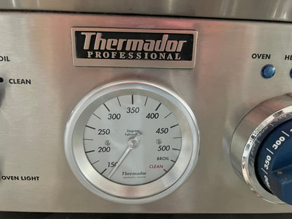 Thermador Professional 30 Inch Gas Range 4 Burners, Convection Oven, Stainless Steel , Used , 999702