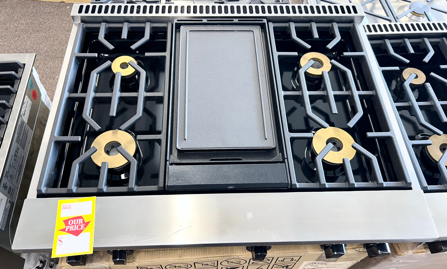 36 Inch Viking 7 Series  VRT7364GSSLP  Liquid Propane Rangetop , Elevation Burners,  Brass Flame Ports, Simmer Cooking, LED Lights, Three Burner Sizes, Cast Iron Griddle, Heavy Gauge Porcelain Burner Pan , Stainless Steel , New Open Box , LP