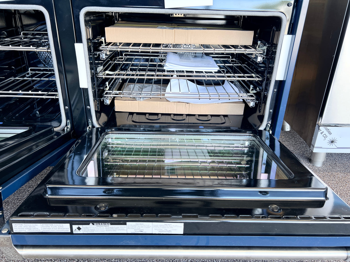 48 Inch Viking 5 Series  VDR5486GSB Freestanding Professional Dual Fuel Range , 6 Sealed Burners, Double Oven, 7.3 Cu. Ft. Total Capacity, Self-Clean, VariSimmer , Griddle, Slate Blue, Natural Gas , New Open Box