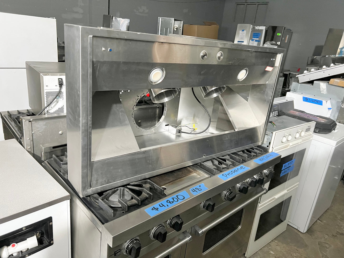 Viking 5 Series VCWH54848SS 48 Inch Wall Mount Range Hood Stainless Steel New Open Box   444273