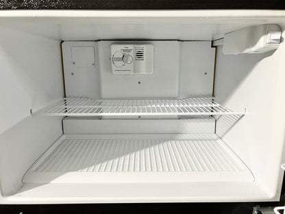 Gladiator Whirlpool 33 Inch 20 Cu Ft Top Freezer Refrigerator , GAFZ21XXRK02, 333101