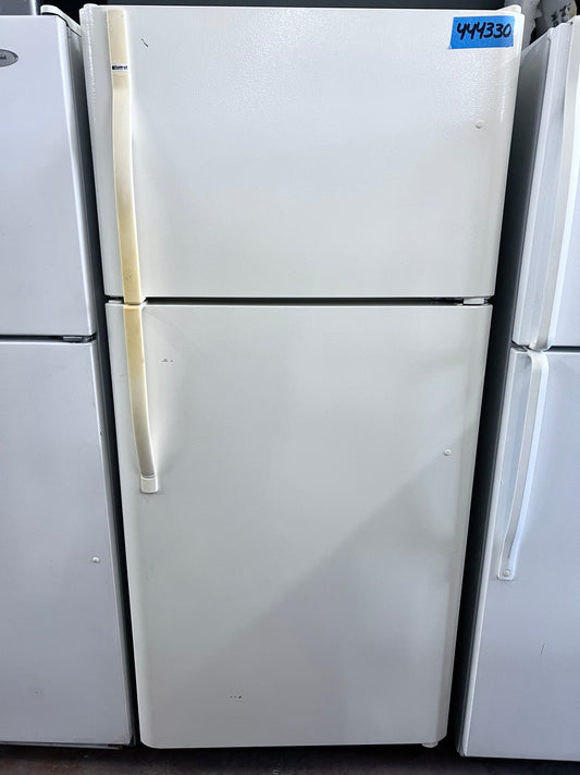 30 inch Kenmore 18 Cu Ft Full Size Top Freezer Refrigerator with Ice Maker , Off White, 444330