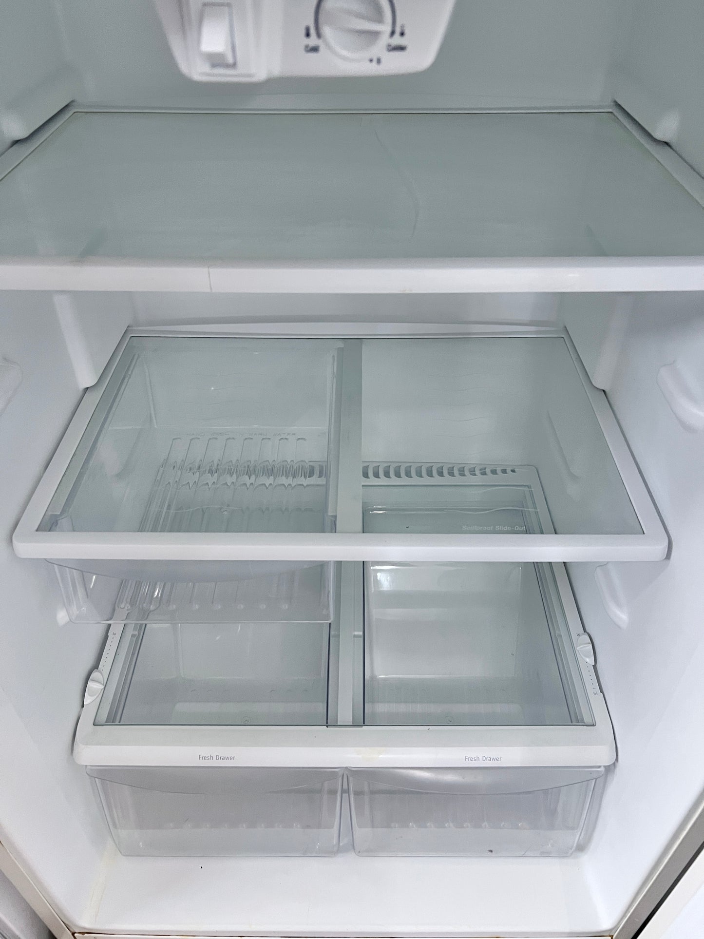 30 inch Kenmore 18 Cu Ft Full Size Top Freezer Refrigerator with Ice Maker , Off White, 444330