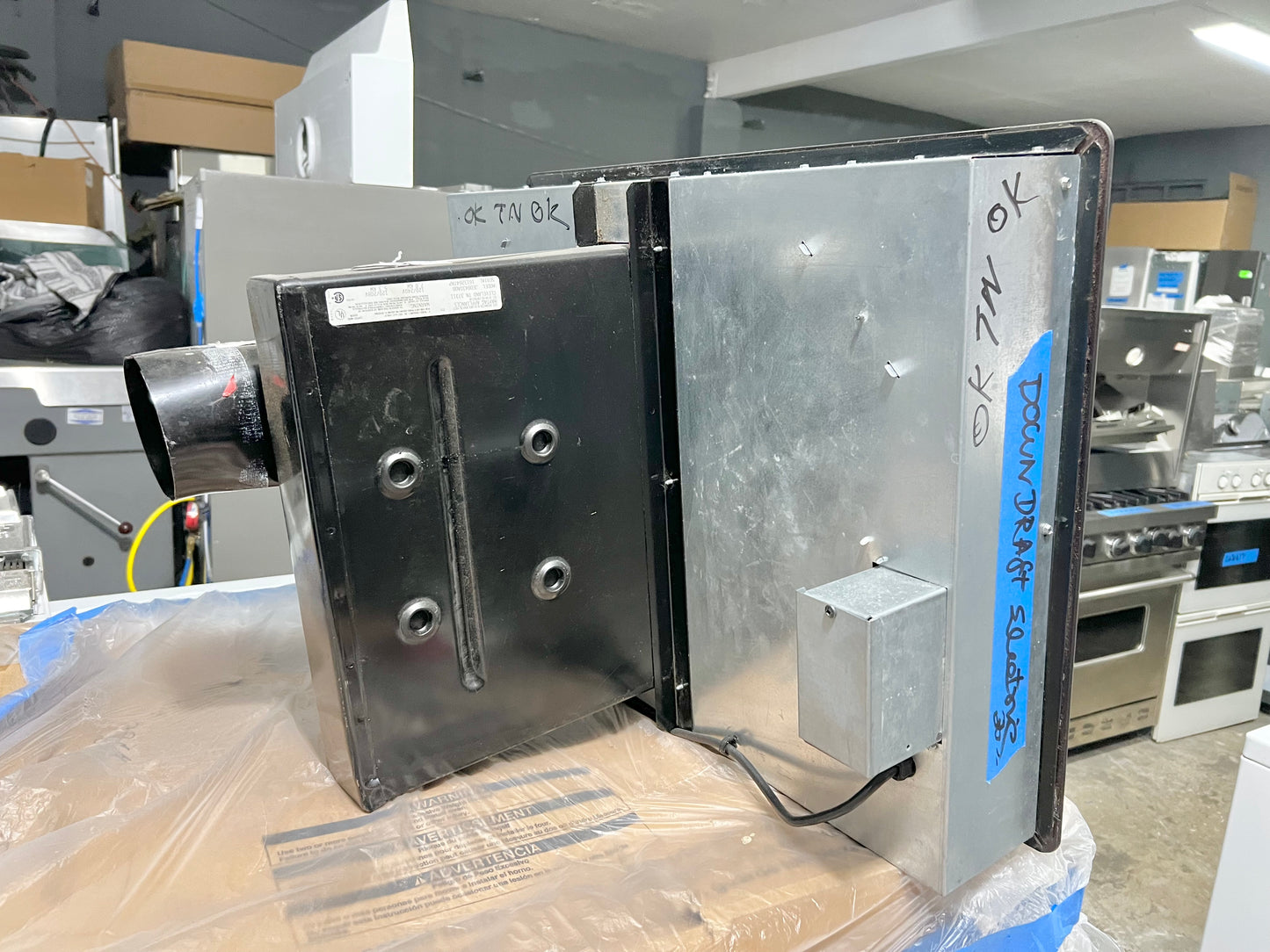 30 Inch JennAir JED8430ADB , Electric Glass Top Cooktop Downdraft , Black, Used Condition ,  444262