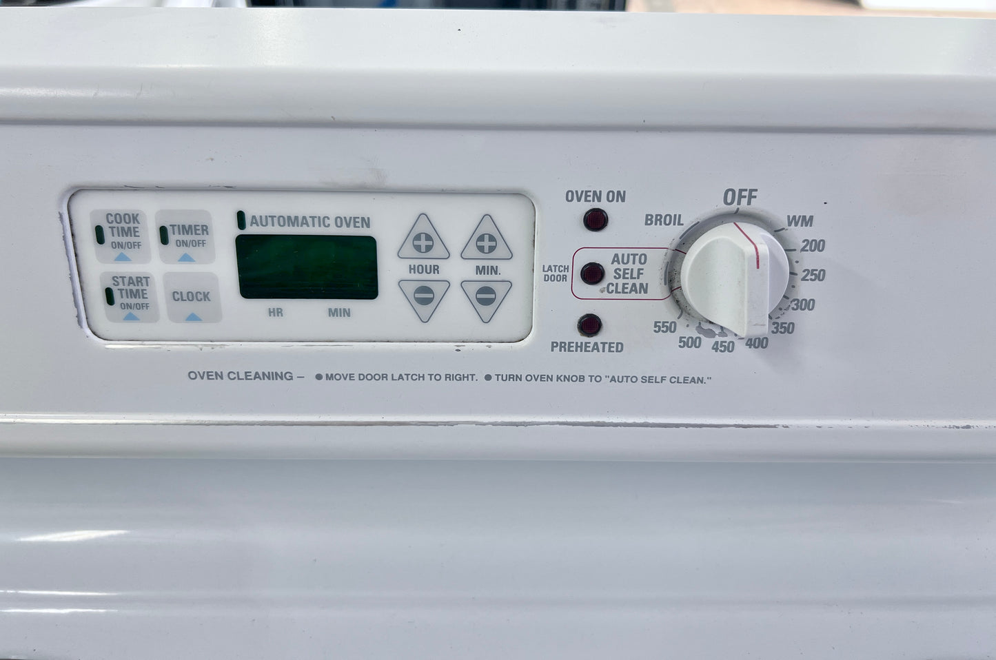 30 Inch GE Electric Range 4 Coil Element , Oven , White , JBP25GV2WW, 444434