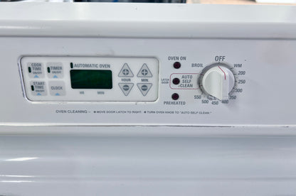 30 Inch GE Electric Range 4 Coil Element , Oven , White , JBP25GV2WW, 444434