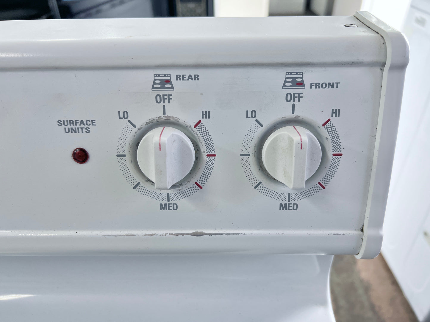30 Inch GE Electric Range 4 Coil Element , Oven , White , JBP25GV2WW, 444434