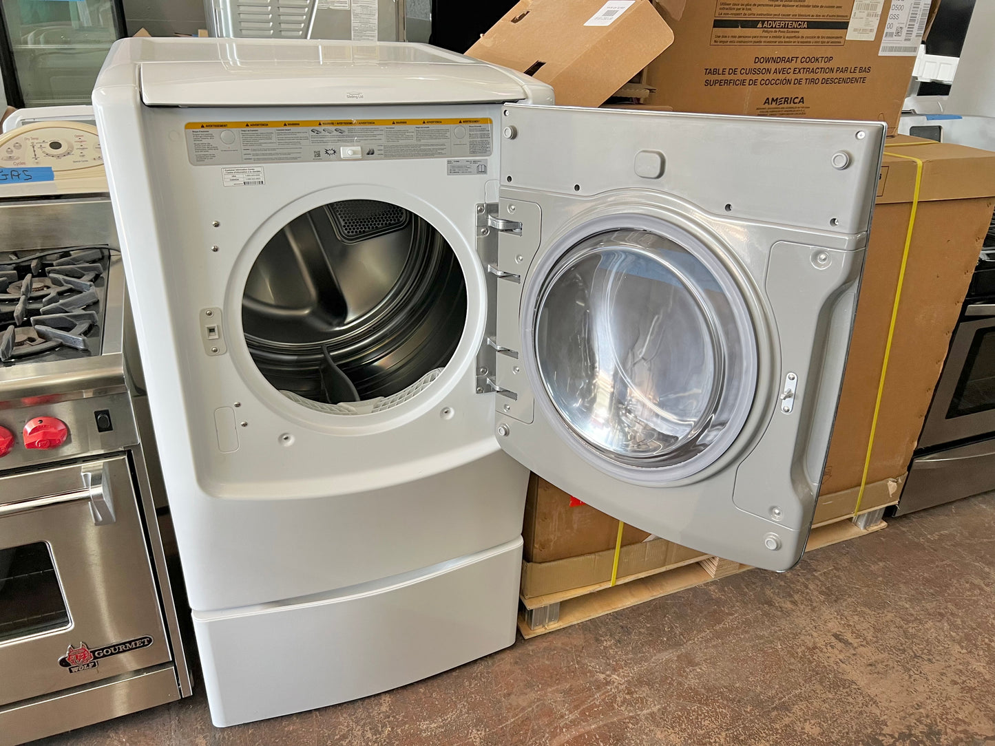 29 Inch LG DLEX9000W Turbo Steam Series 9 Cu Ft Front Load  Electric Dryer , Wrinkle Care , Sensor Dry , 14 Dry Cycles , 5 Temperature Selection , White , Used condition , 444263