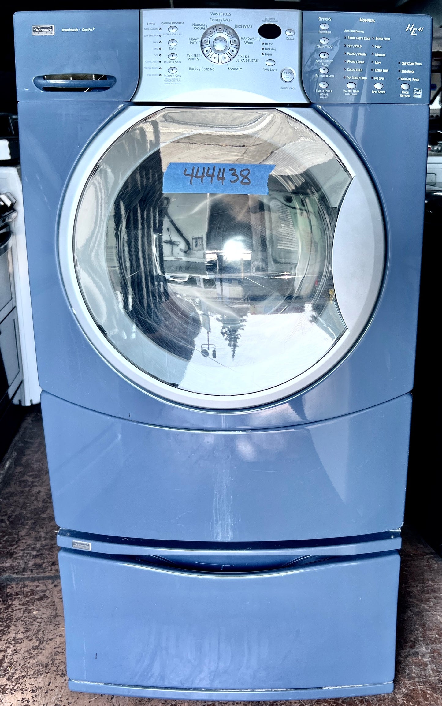 27 Inch Kenmore Elite Blue Front Load Washer Machine with Pedestal , 110.45087400, 444438