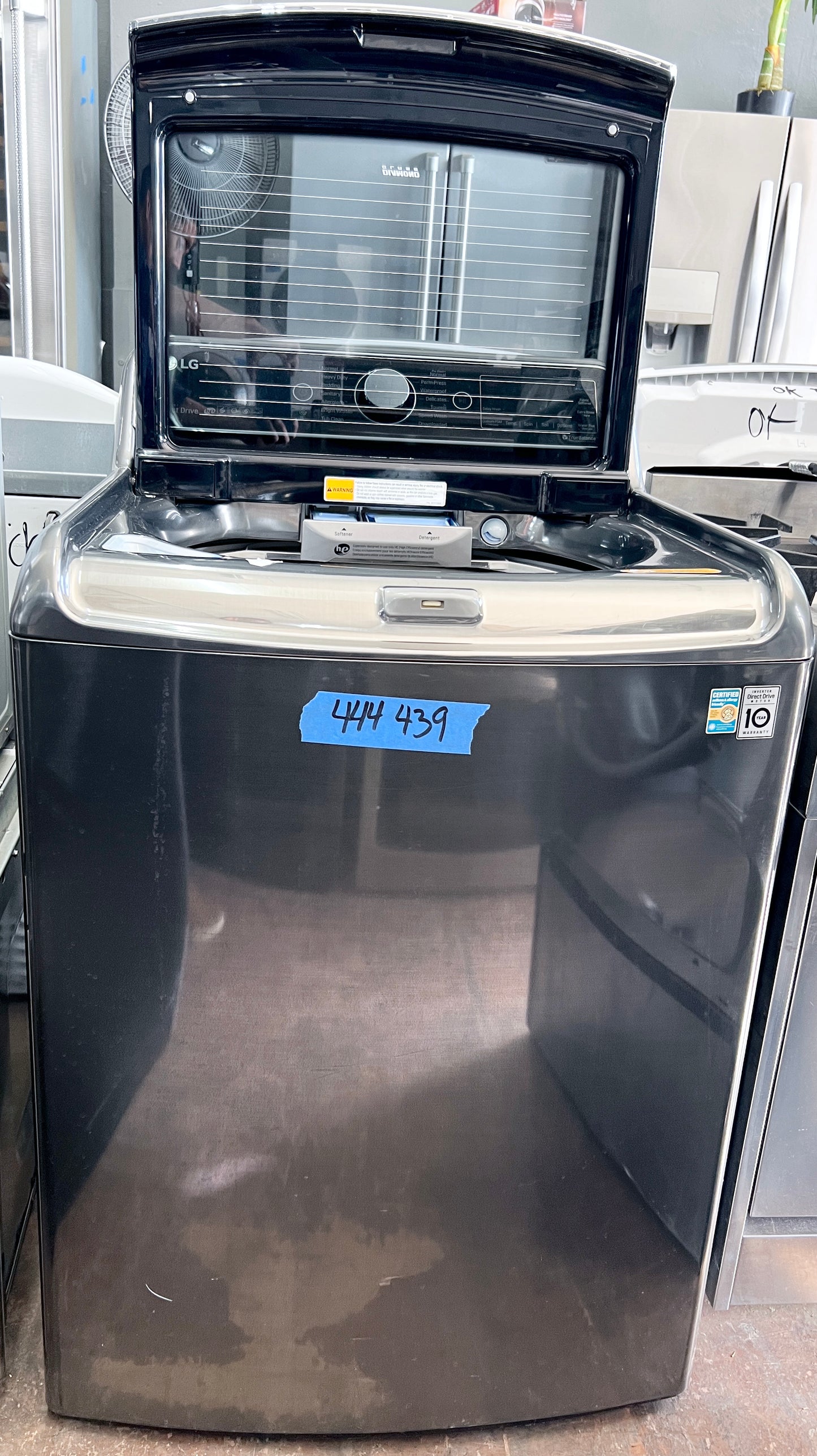 29 Inch LG TurboWash Series  WT7700HVA 5.7 cu. ft. Top Load Washer with 14 Wash Cycles, 1,050 RPM, Steam, TurboWash, StainCare, Speed Wash, Allergiene, Sanitary,  ENERGY STAR , 444439