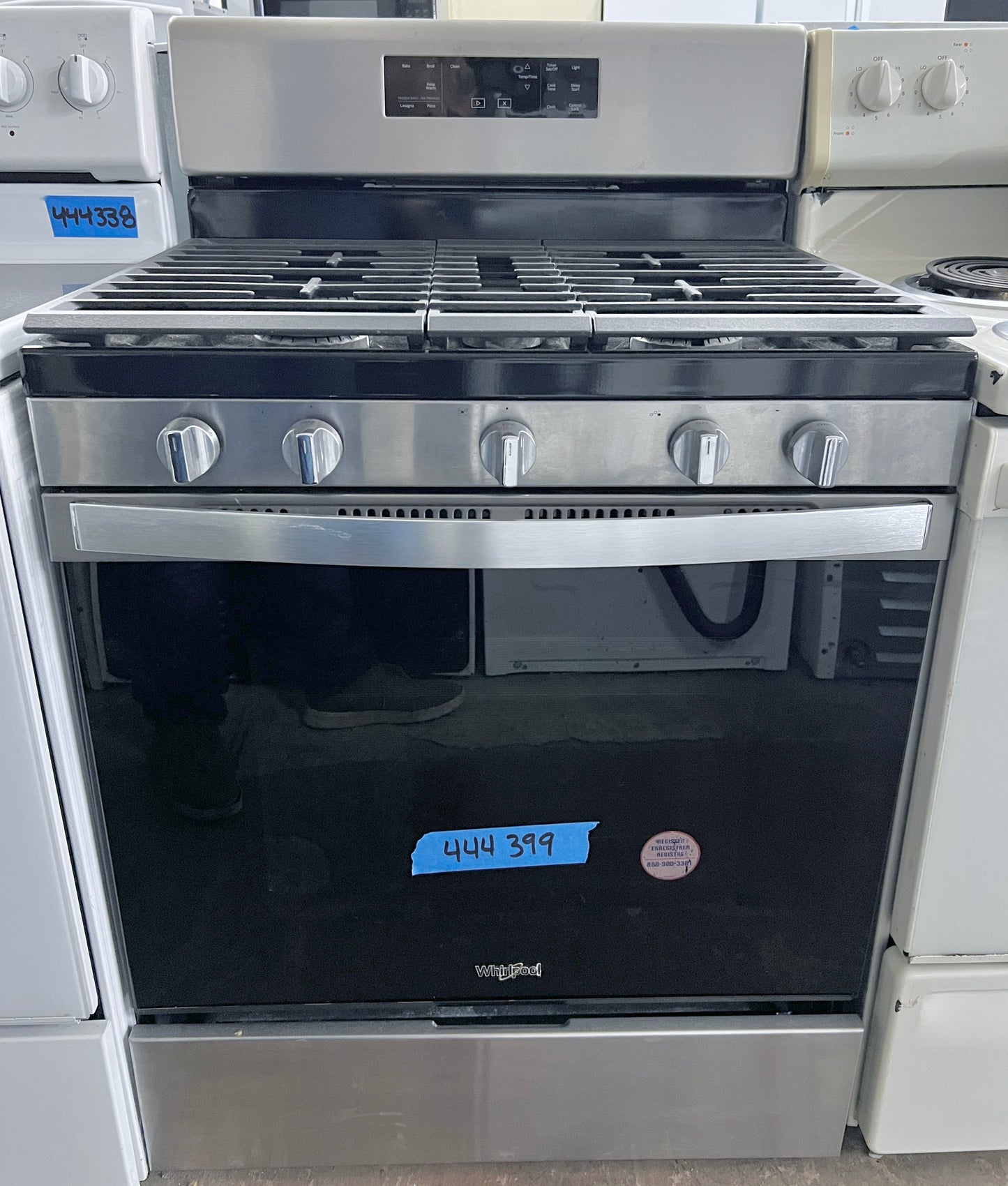 30 Inch Whirlpool  WFG525S0JS  Gas Range 5 Sealed Burners, 5 cu ft Oven, Continuous Grates, Self-Cleaning, Center Oval Burner, Frozen Bake, Stainless Steel ,  Closed Door Broiling, Control Lock , 444399