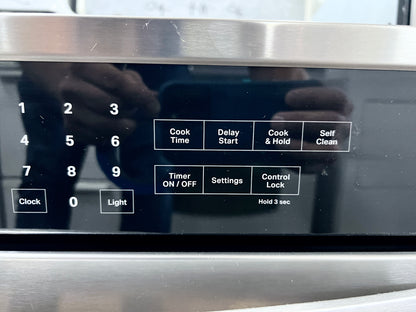 30 Inch Whirlpool  WOS31ES0JS  5.0 Cu. Ft. Electric Single Wall Oven Keep Warm, Self-Clean, 5.0 cu. ft., Hidden Bake, Control Lock, Delay Start, Sabbath, ADA , New Open Box , Stainless Steel , 444444