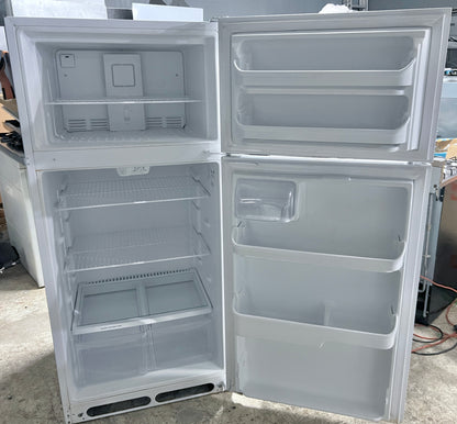 30 Inch Kenmore Top Freezer White Refrigerator , 18 Cu Ft , 253.6041261E,  444454