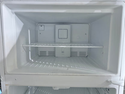 30 Inch Kenmore Top Freezer White Refrigerator , 18 Cu Ft , 253.6041261E,  444454
