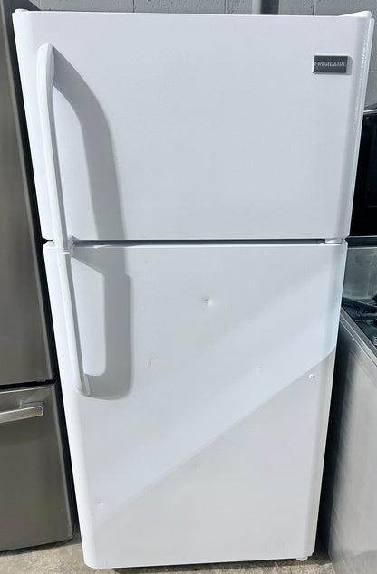 30 Inch Frigidaire Top Freezer White Refrigerator 18 Cu Ft , White , FFTR1821QW5A , 444459