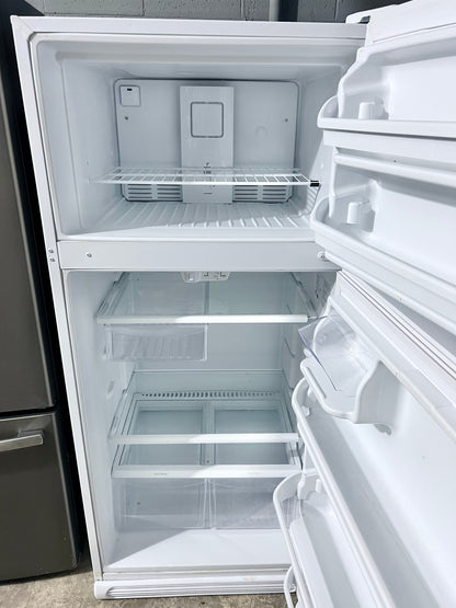 30 Inch Frigidaire Top Freezer White Refrigerator 18 Cu Ft , White , FFTR1821QW5A , 444459