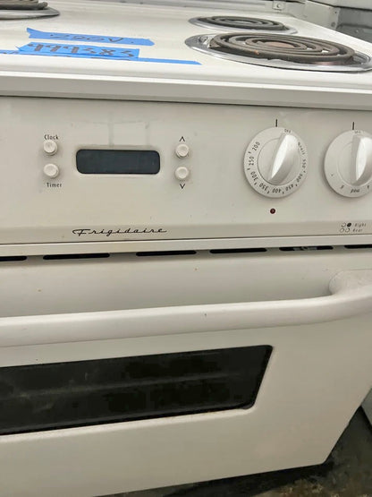 Frigidaire 30 inch Drop In Electric Coil Top Range Stove in White, coils, 999383