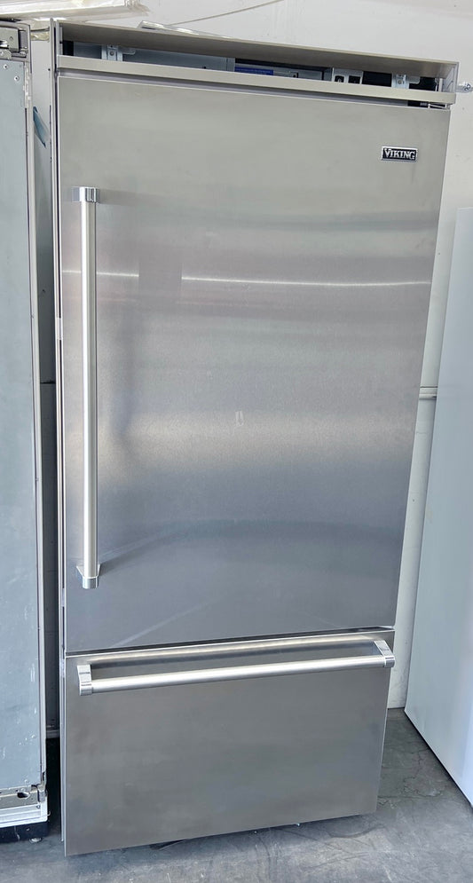 36 Inch Viking 5 Series  VCBB5364RSS Built-In Bottom Mount Refrigerator 20.4 cu. ft. , Ice Maker,  LED, Ion Air Purifier, Sabbath Mode ENERGY STAR, Stainless Steel, Right Hinge , 222101