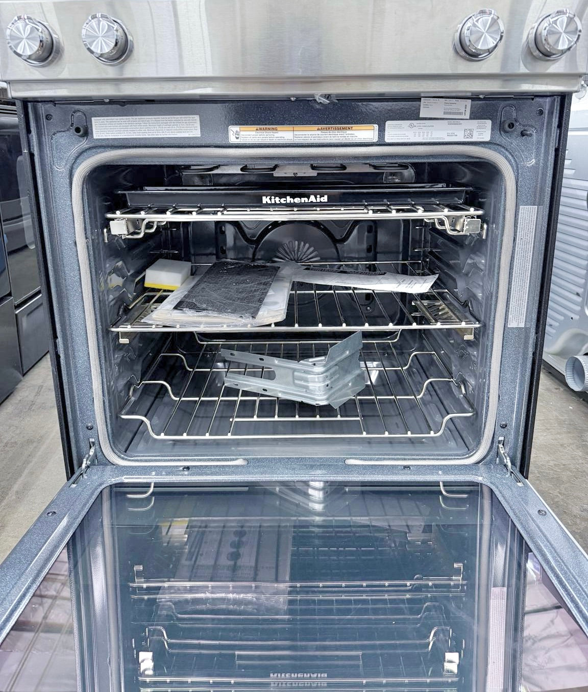 30 Inch KitchenAid  KSDG950ESS  Downdraft Slide In Dual Fuel Gas Range , 4 Sealed Burners, 17,000 BTU, 6.4 cu. ft. Convection Oven, Built-in Downdraft Ventilation Glass Touch Controls , Stainless Steel , New Open Box ,  222100