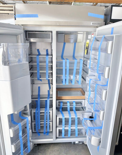 42 Inch KitchenAid  KBSD702MPS Built-In Side-by-Side Refrigerator 25.1 cu. ft., 4 Shelves, Sliding Tray, ExtendFresh™ Temp System, Exterior Ice Water Dispenser, ENERGY STAR, Star-K: Stainless Steel PrintShield Finish , New Open Box , 222103