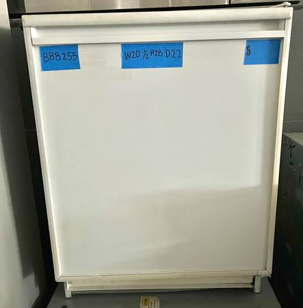 U-line Under Counter White Refrigerator 888255